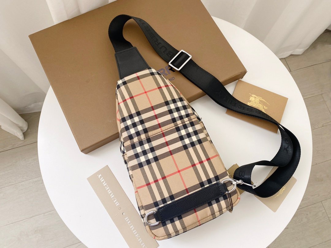 Best Selling Burberry Men Bum Chest Bag Vintage Check Copy 002