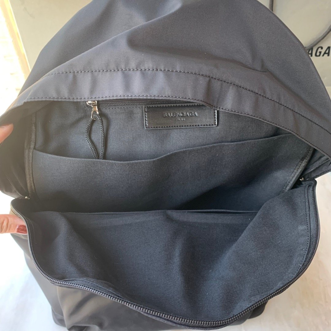 Balenciaga Mens Backpack-008