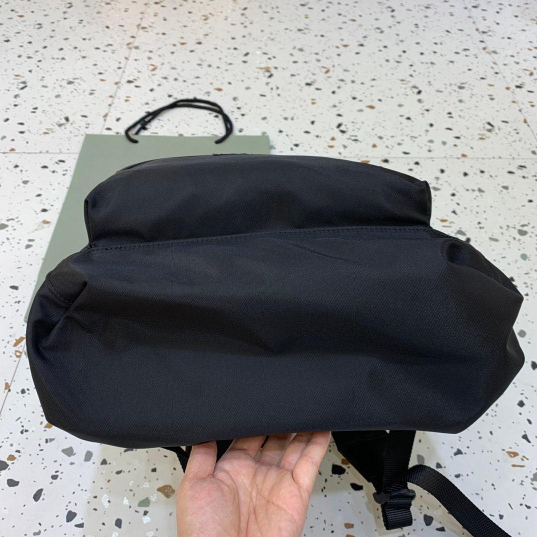 Balenciaga Mens Backpack-001