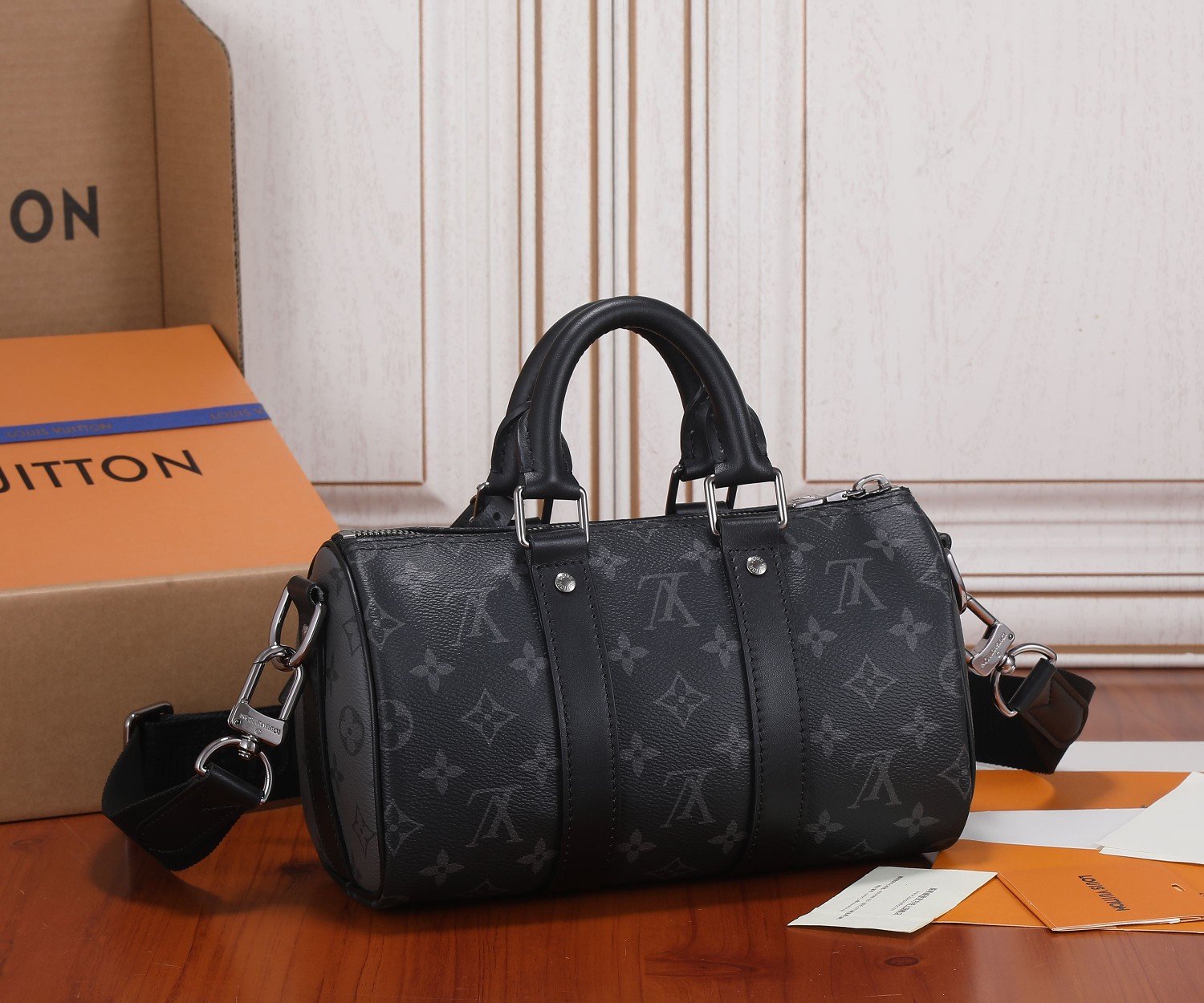 Louis Vuitton KEEPALL BANDOULIERE 25 M46271