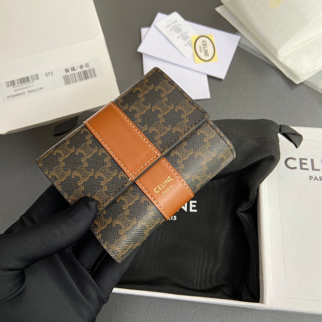 Celine Wallet-14