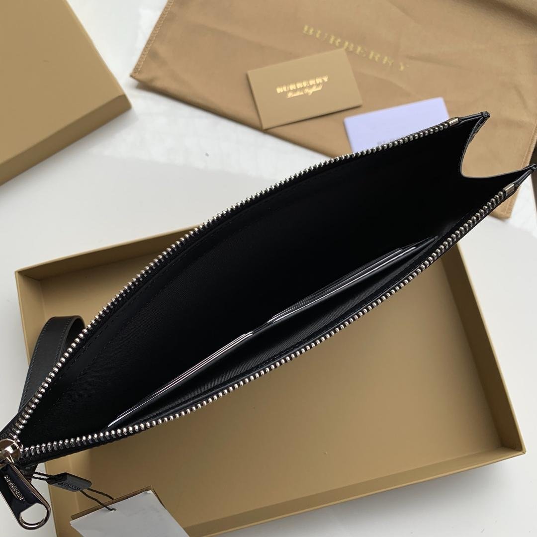 Replica Burberry Men EKD London Check Zip Pouch Blue
