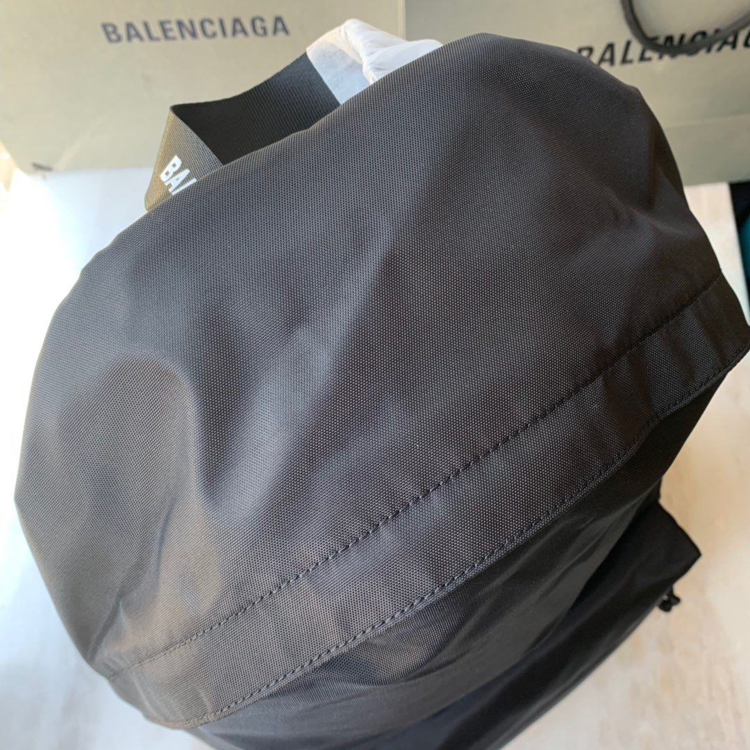 Balenciaga Mens Backpack-008