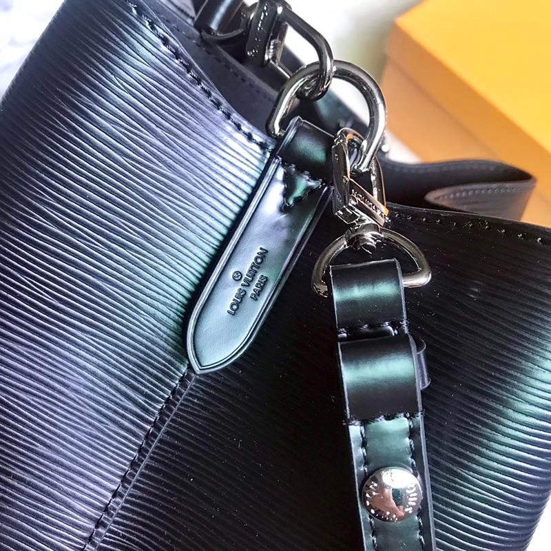 Louis Vuitton M54366 Neonoe Buckle Bag Black Epi Leather