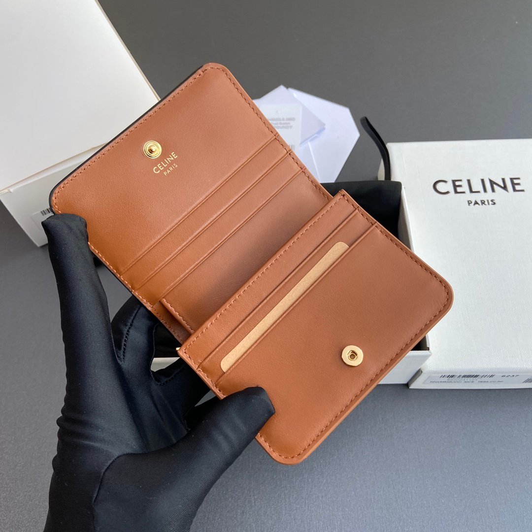 Celine Wallet-3