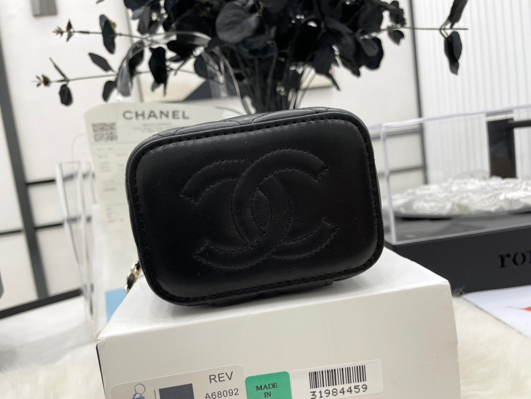 Chanel A68092 Black Vanity Case with Chain