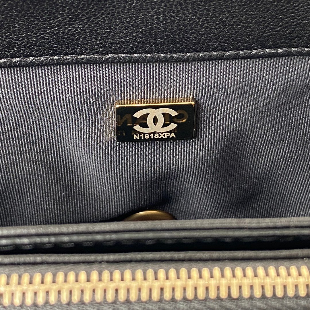 Chanel AS3393 Adjustable Gold Lock Gold Chain Black 22cm Flap Bag