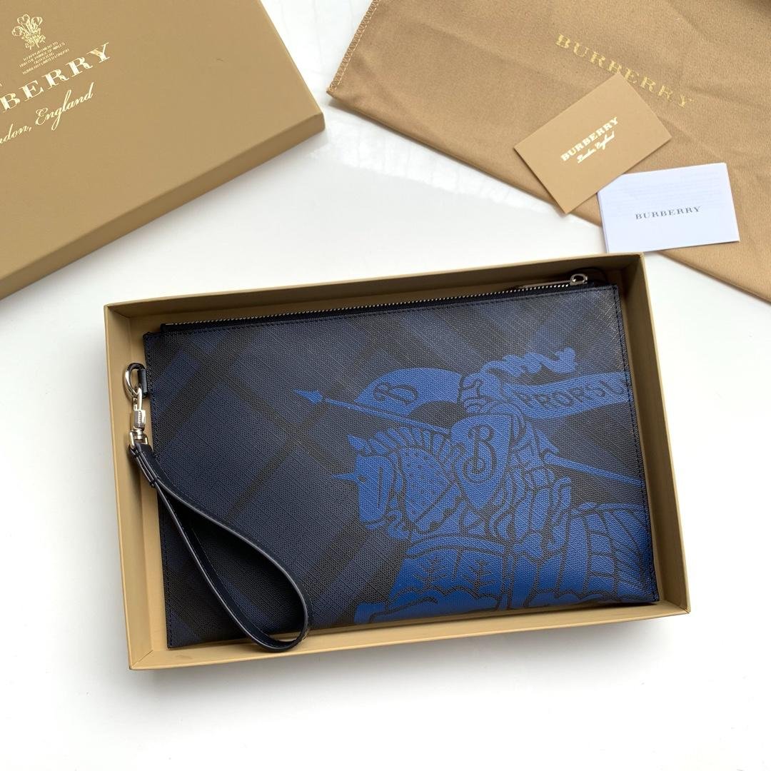Replica Burberry Men EKD London Check Zip Pouch Blue