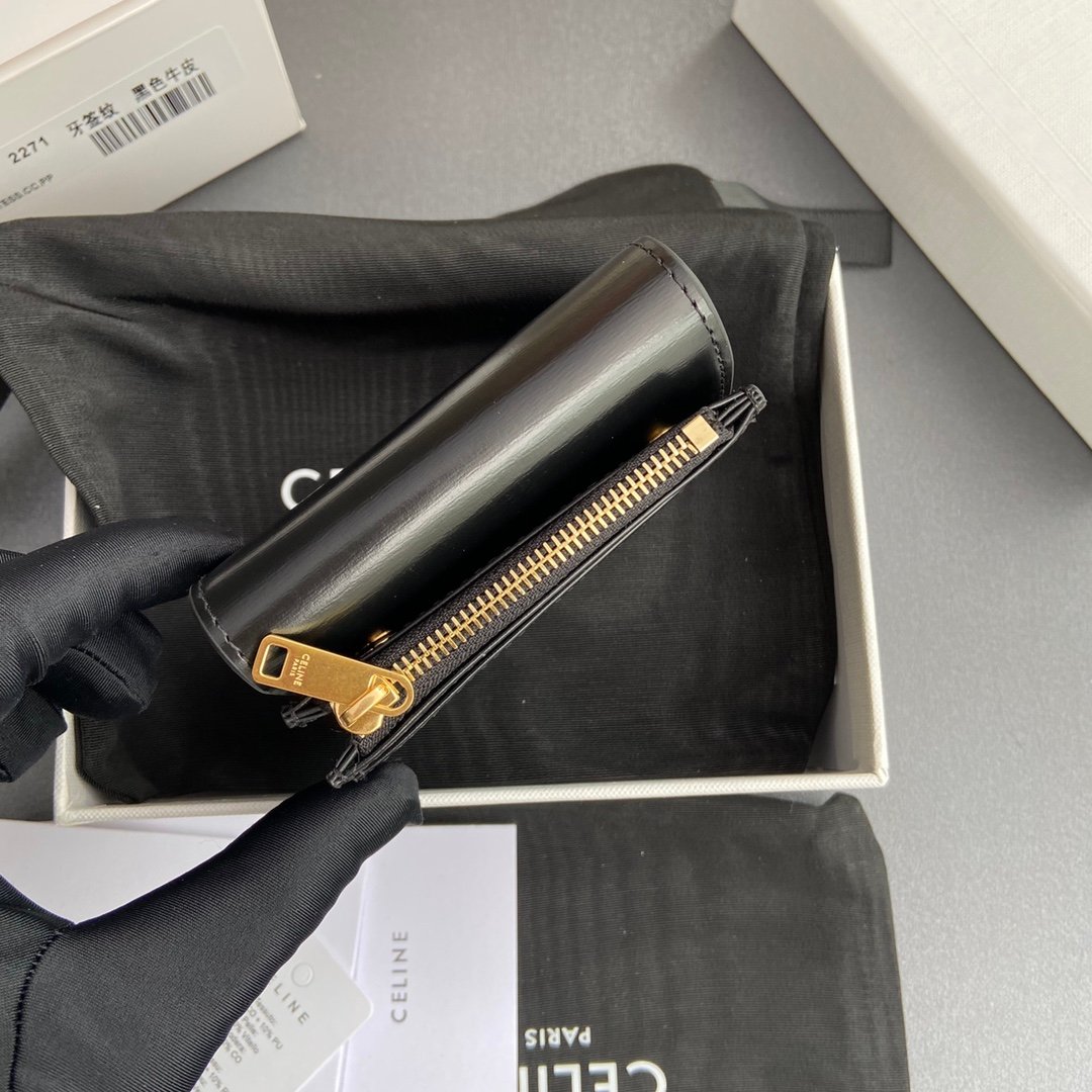 Celine Wallet-4