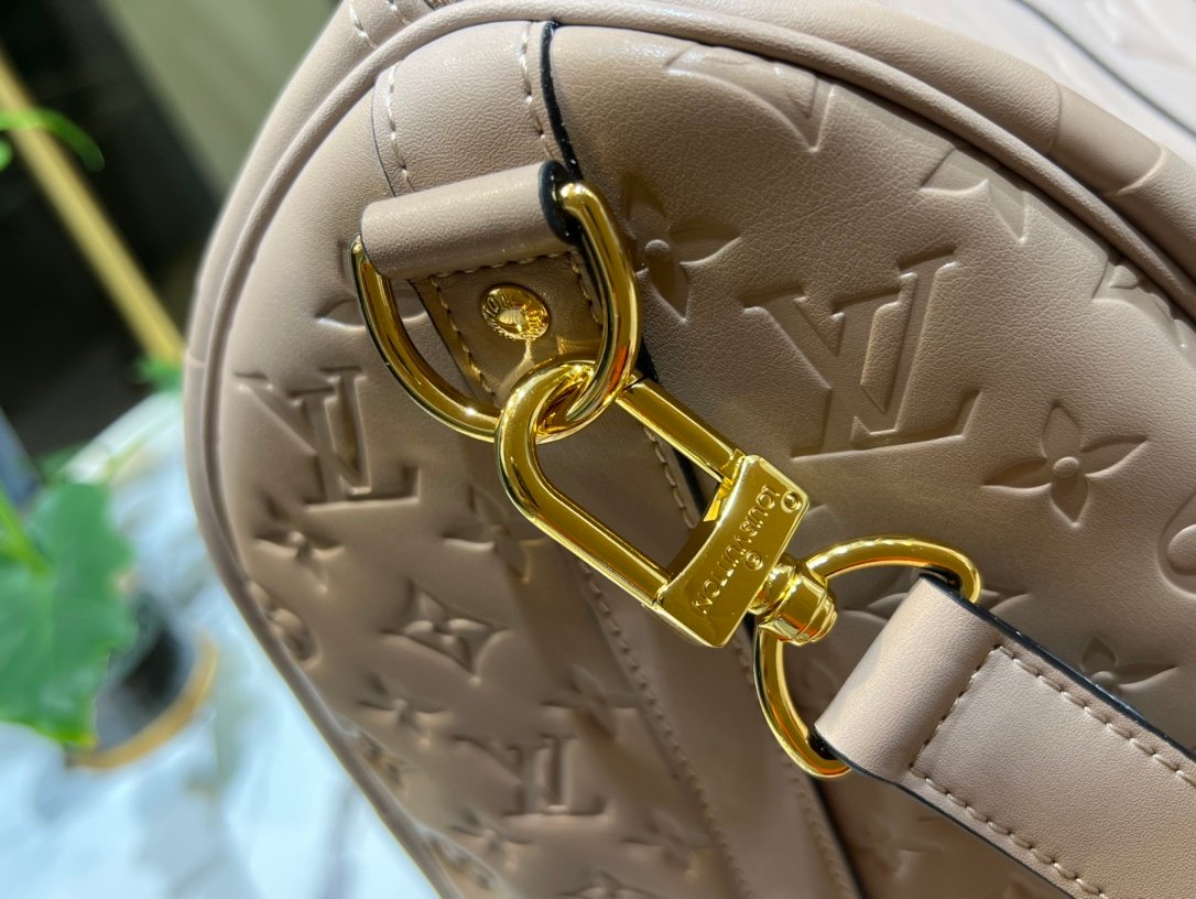 Louis Vuitton Keepall 45 Tourterelle Monogram Empreinte Giant Leather M46114