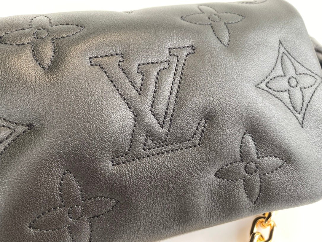 Louis Vuitton Wallet on Strap Bubblegram Monogram-embroidered Quilted Calf Leather Black M81398