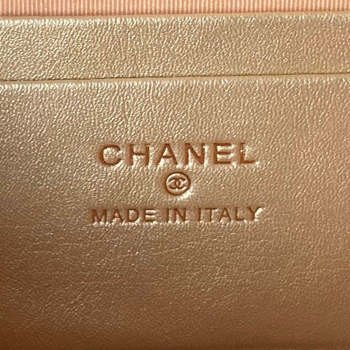 Chanel 24A AS4113 Double C Waist Bag Shiny Lambskin Gold-Tone Metal Dark Burgundy